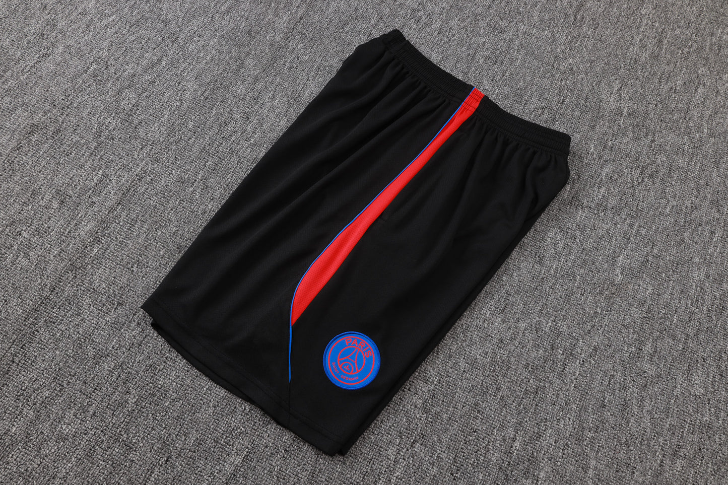Paris 2627 Sleeveless Training Kit