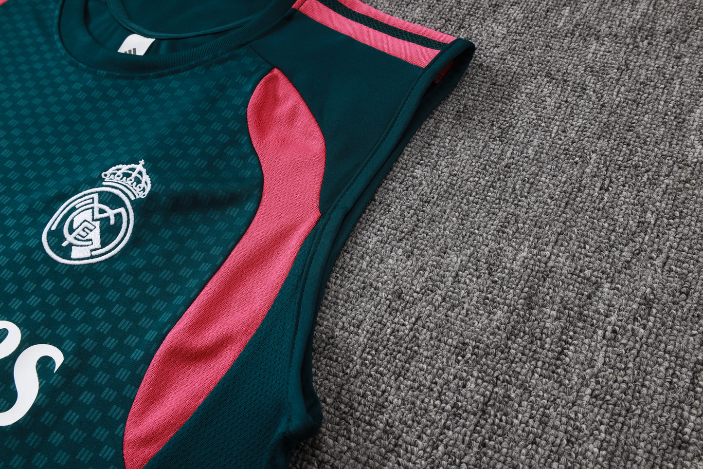 Real Madrid 2627 Sleeveless Training Kit