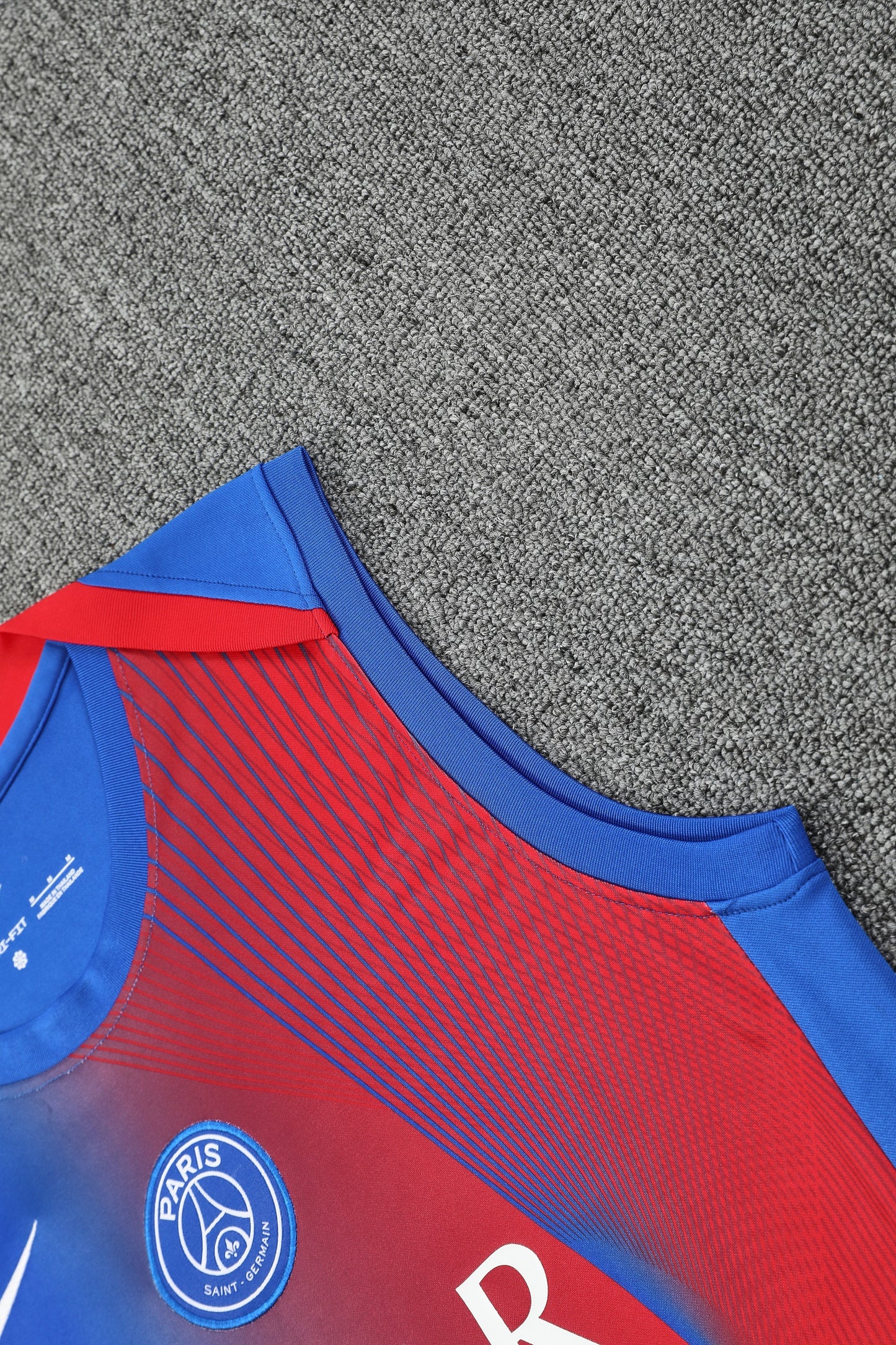 Paris Sleeveless Training Kit blue+red