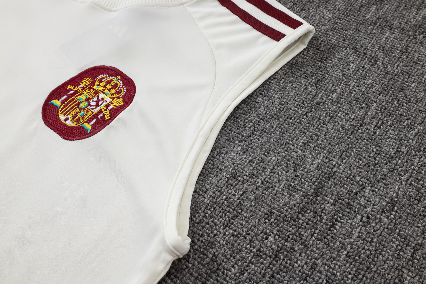 Spain 2627 Sleeveless Training Kit 2