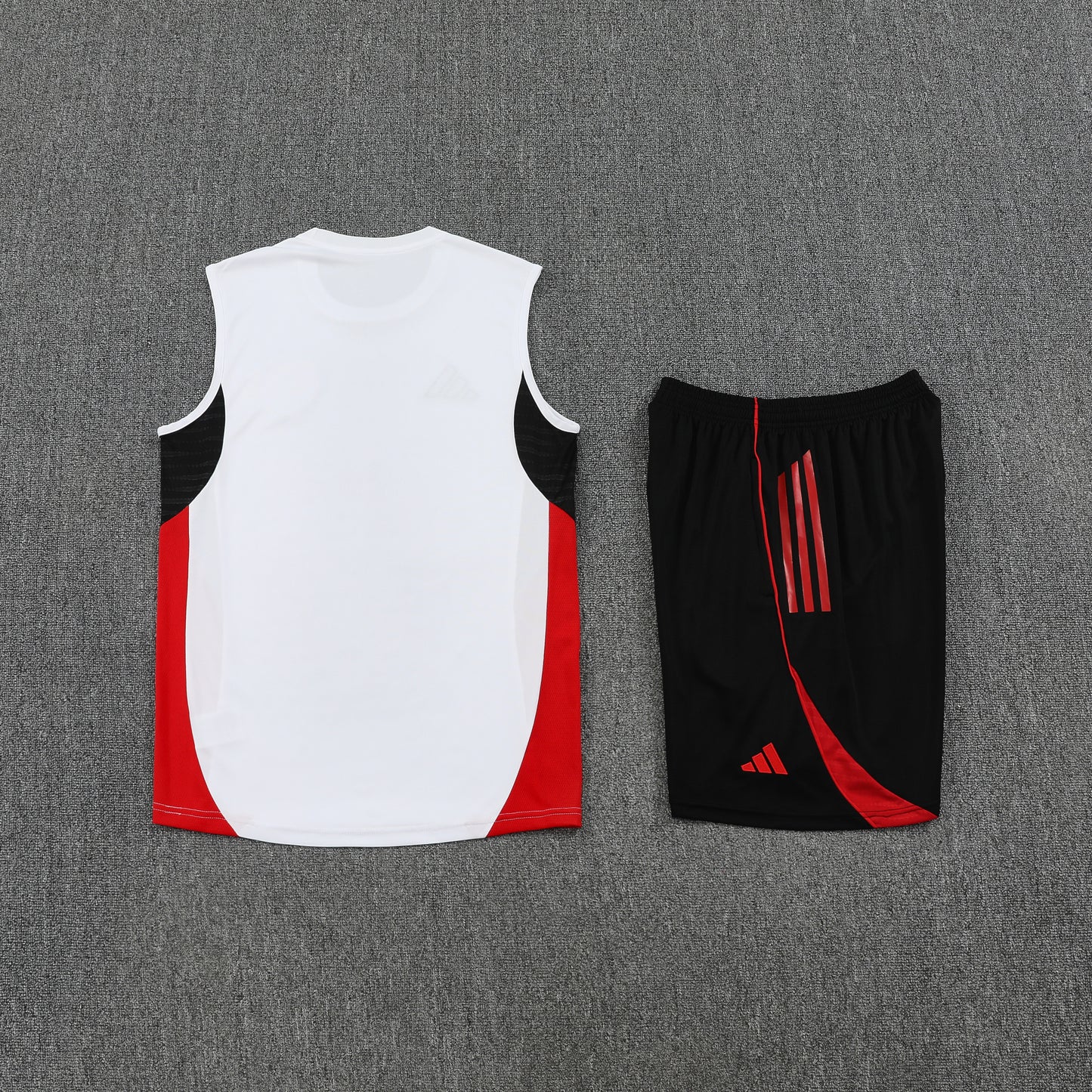 Manchester United  Sleeveless Training Kit white+red+black
