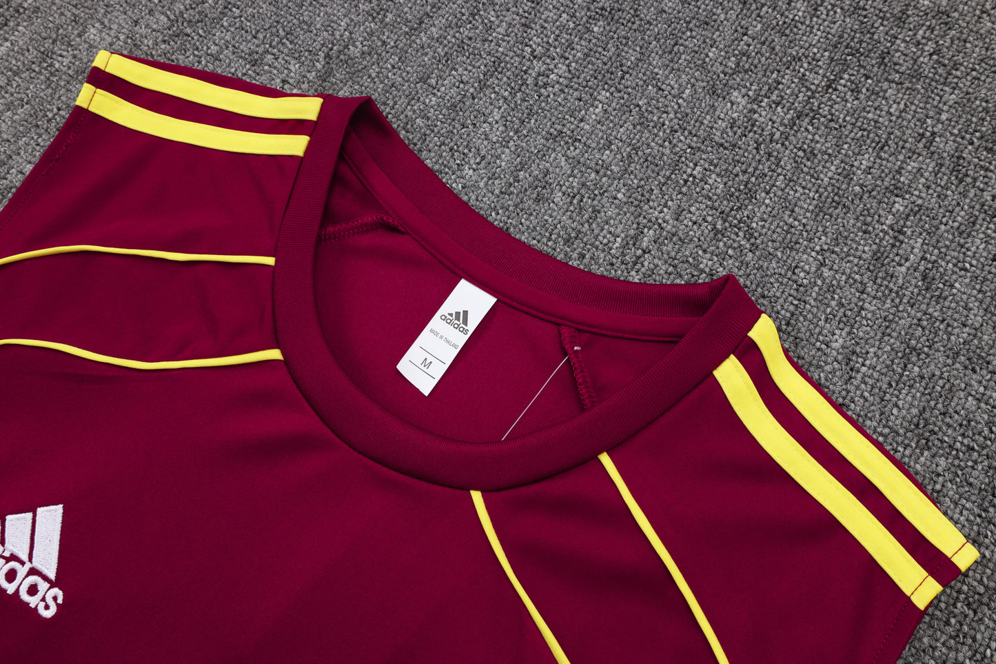 Arsenal Sleeveless Training Kit retro style red