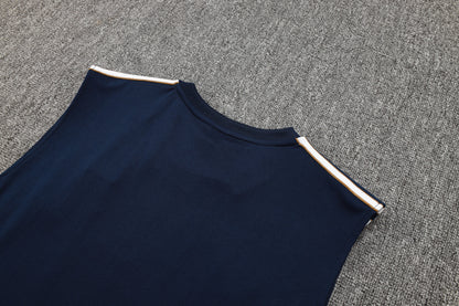 Juventus Sleeveless Training Kit - Retro Third