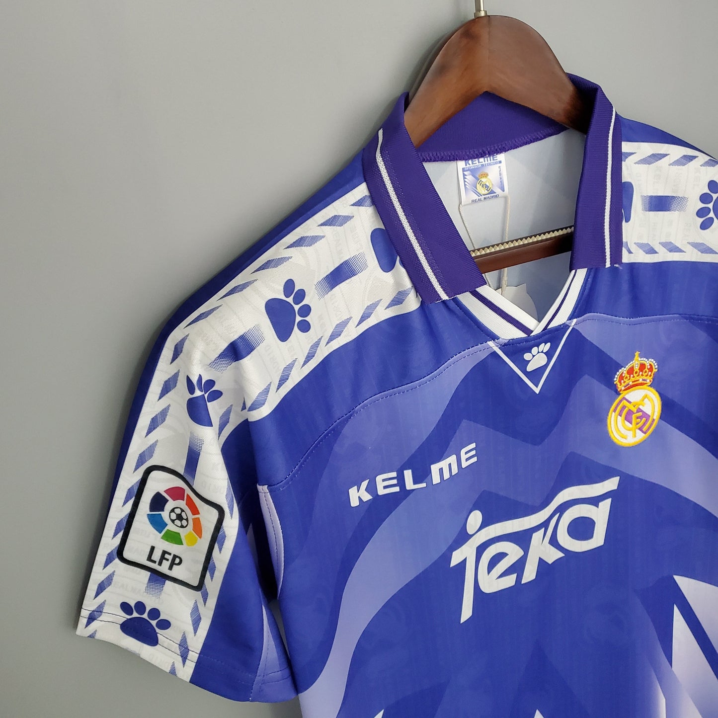 REAL MADRID 1996 - 1997 AWAY JERSEY