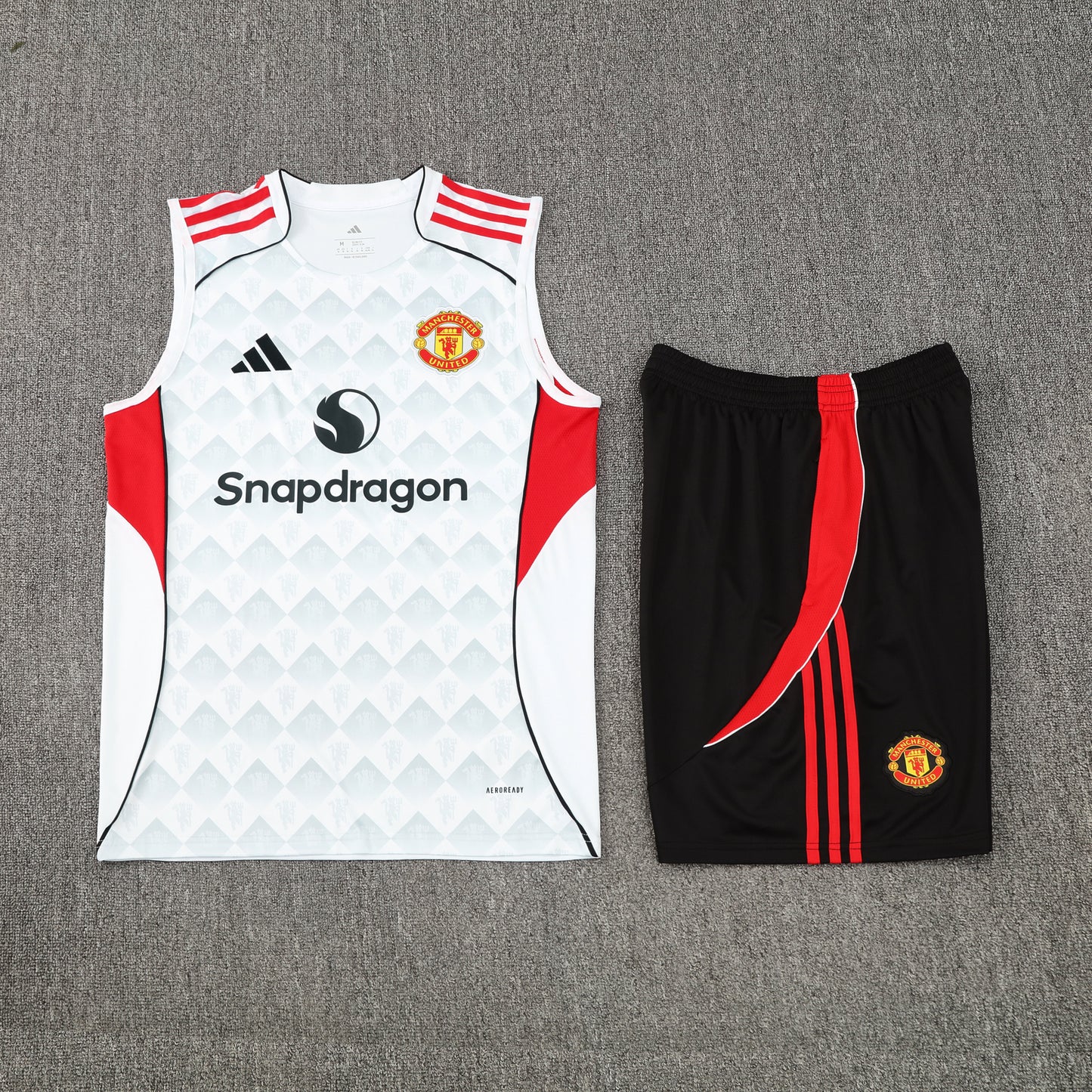 Manchester United  Sleeveless Training Kit white+red