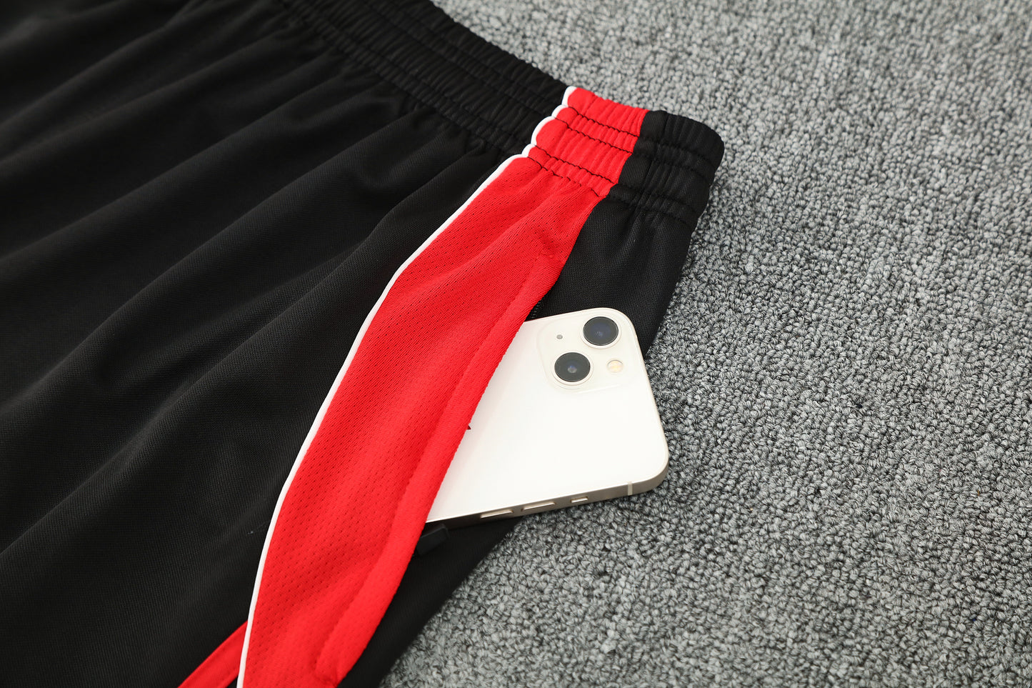 Manchester United  Sleeveless Training Kit white+red