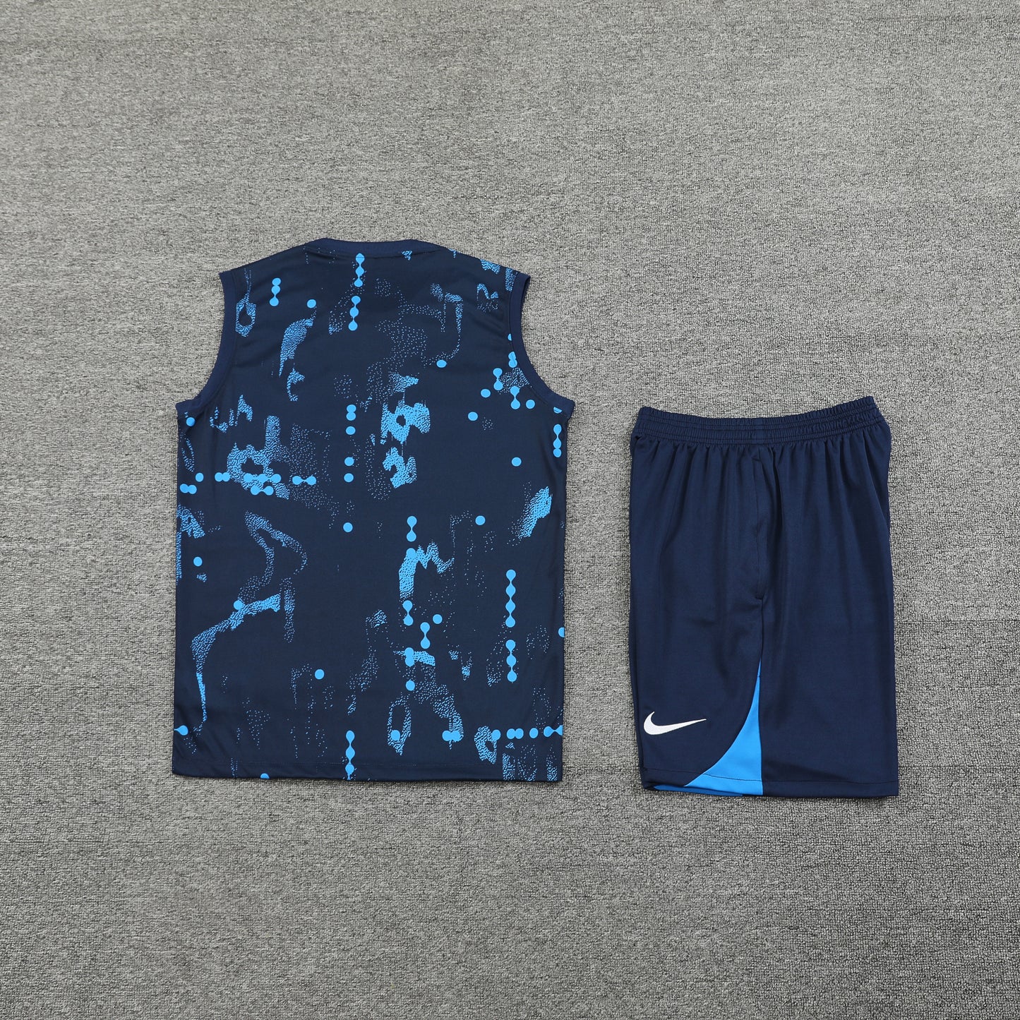 24/25 Chelsea sleeveless training kit