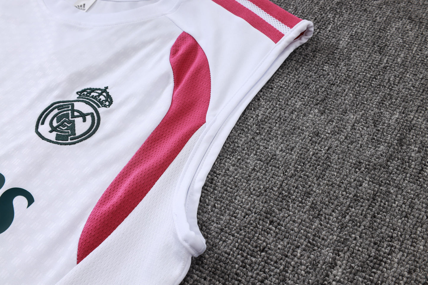 Real Madrid 2627 Sleeveless Training Kit 2