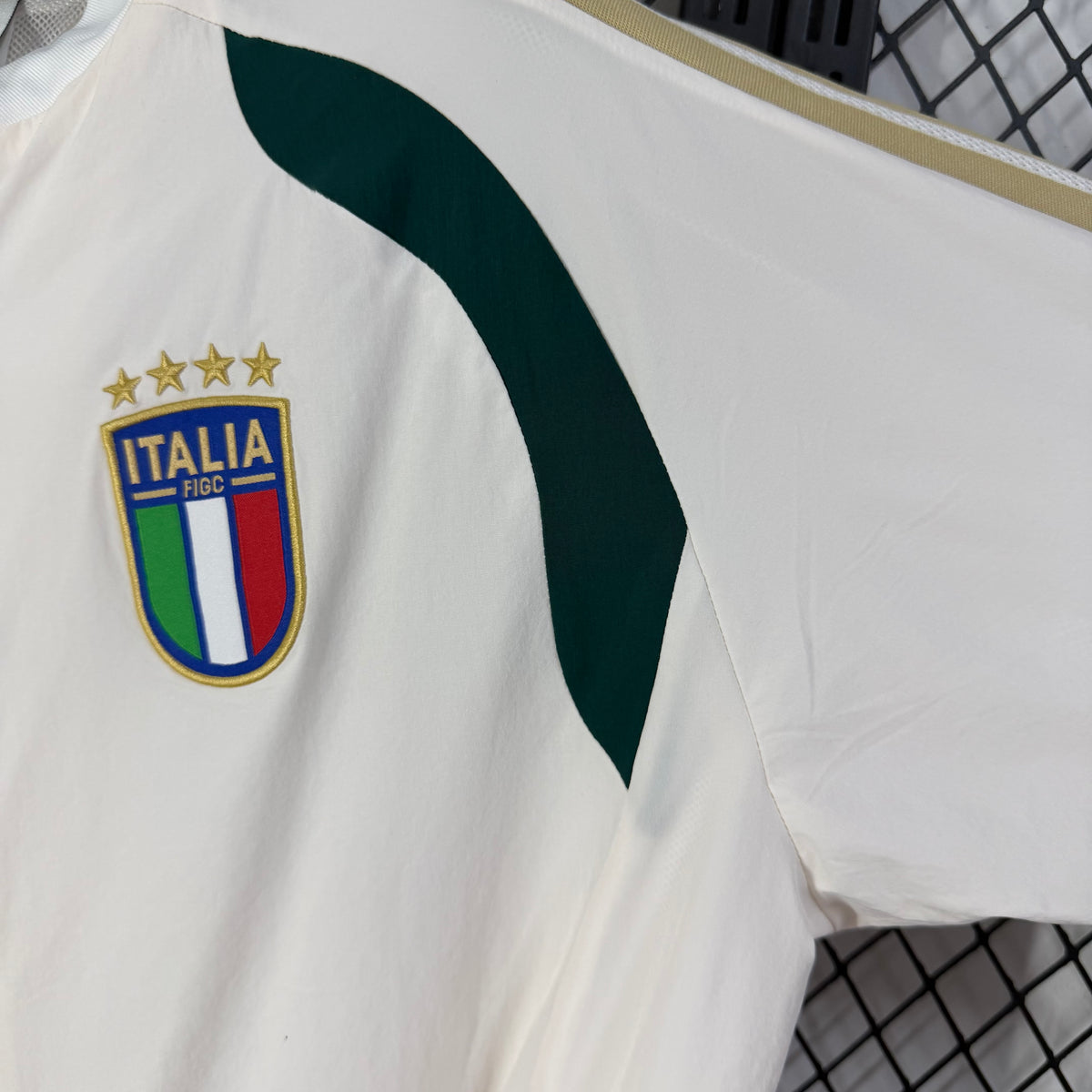 Italian white Windbreaker