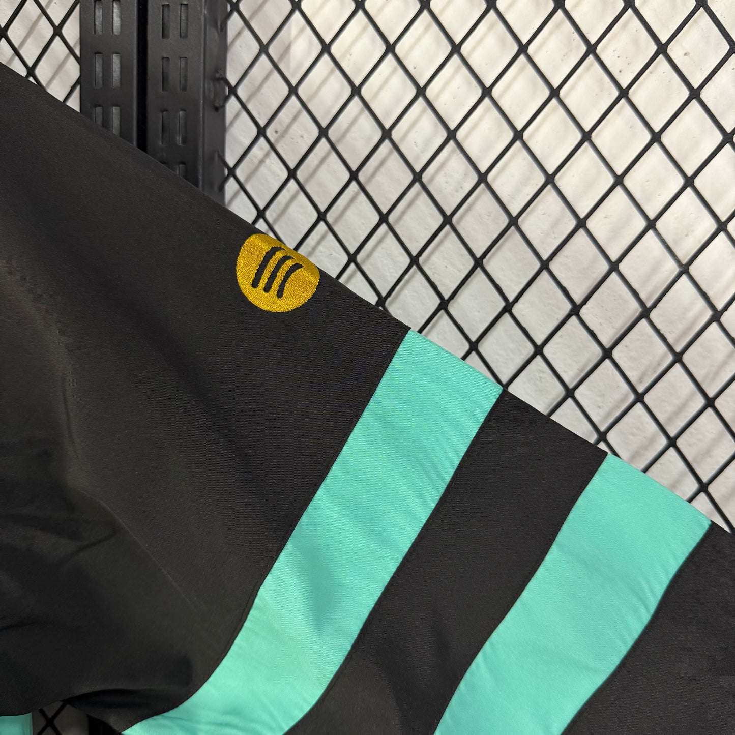 Barcelona black Windbreaker