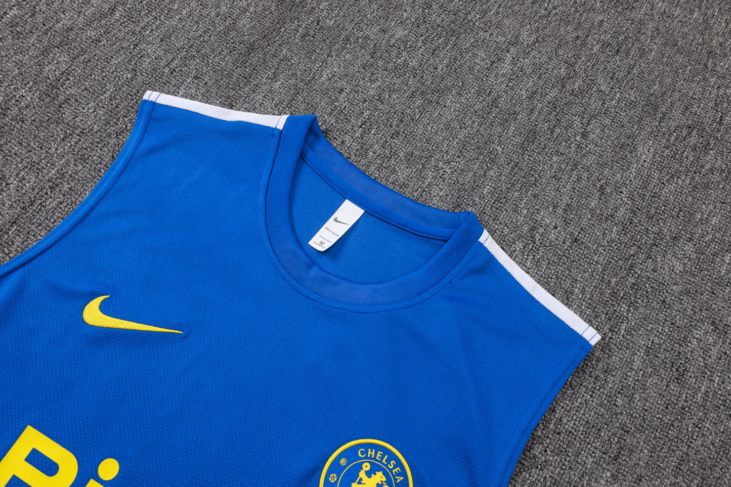 Chelsea 2627 Sleeveless Training Kit