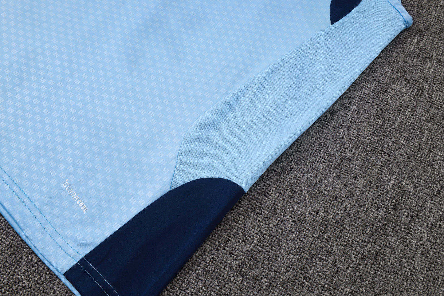 Ajax 2627 Sleeveless Training Kit