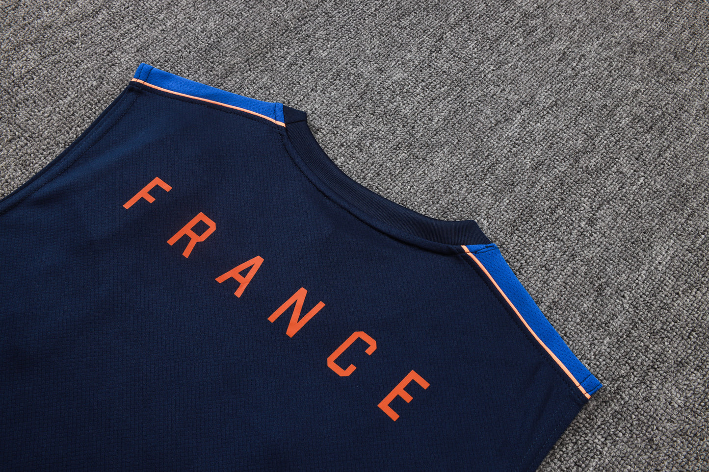 France 2627 Sleeveless Training Kit