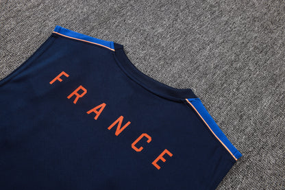 France 2627 Sleeveless Training Kit