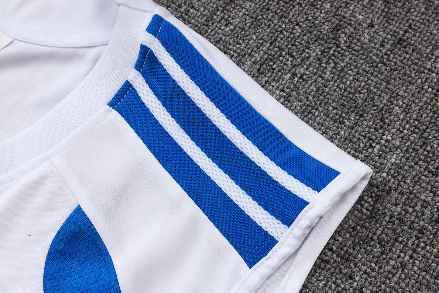 Juventus 2627 Sleeveless Training Kit