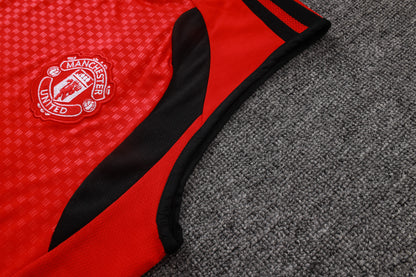 Manchester United 2627 Sleeveless Training Kit