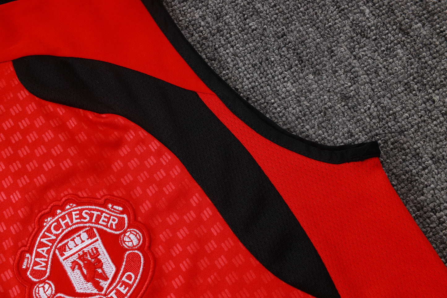 Manchester United 2627 Sleeveless Training Kit