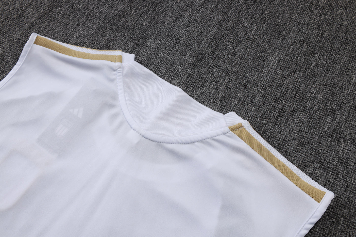 Italy 2627 Sleeveless Training Kit  Dark green 1