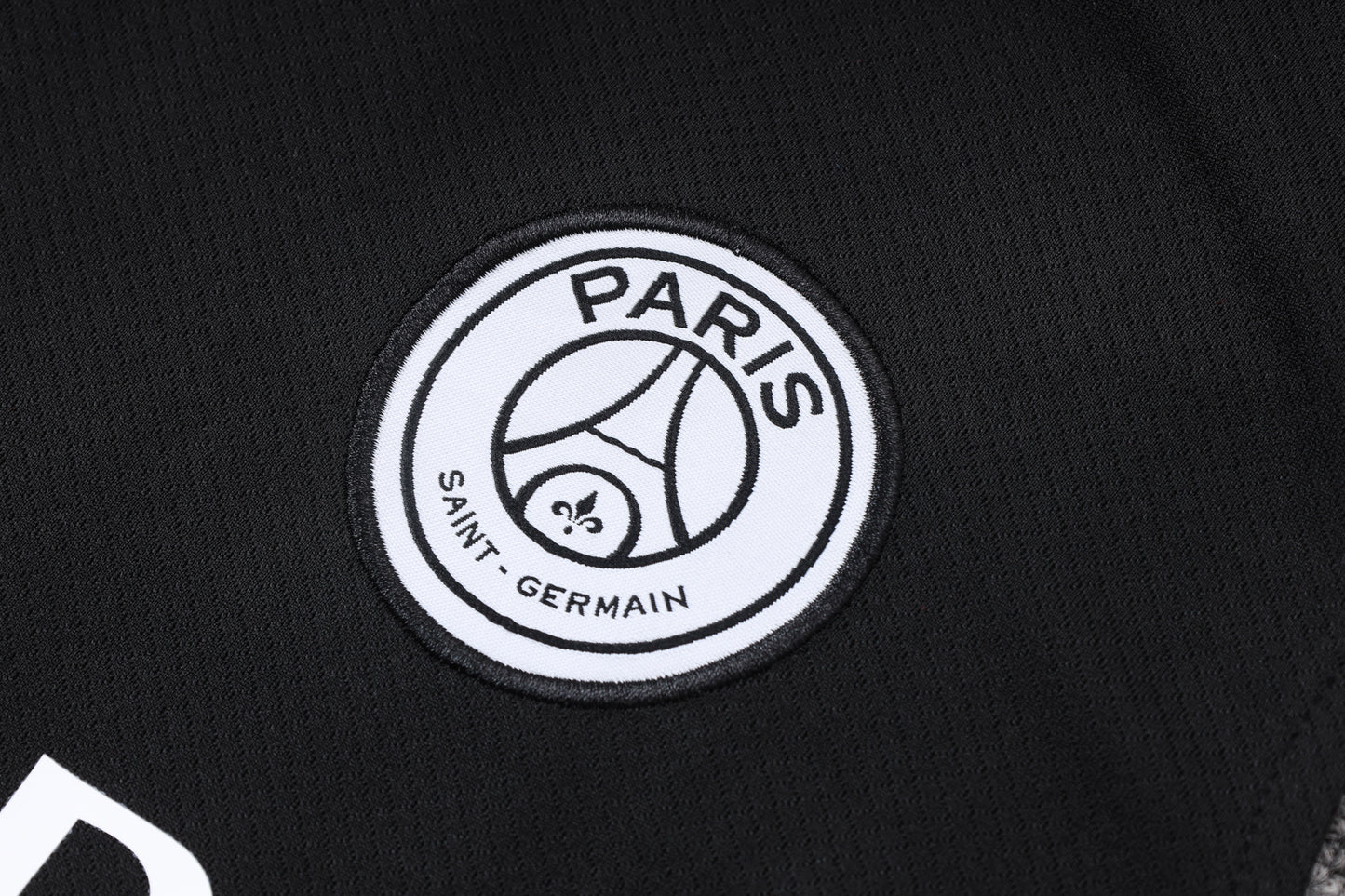 Paris 2627 Sleeveless Training Kit 2