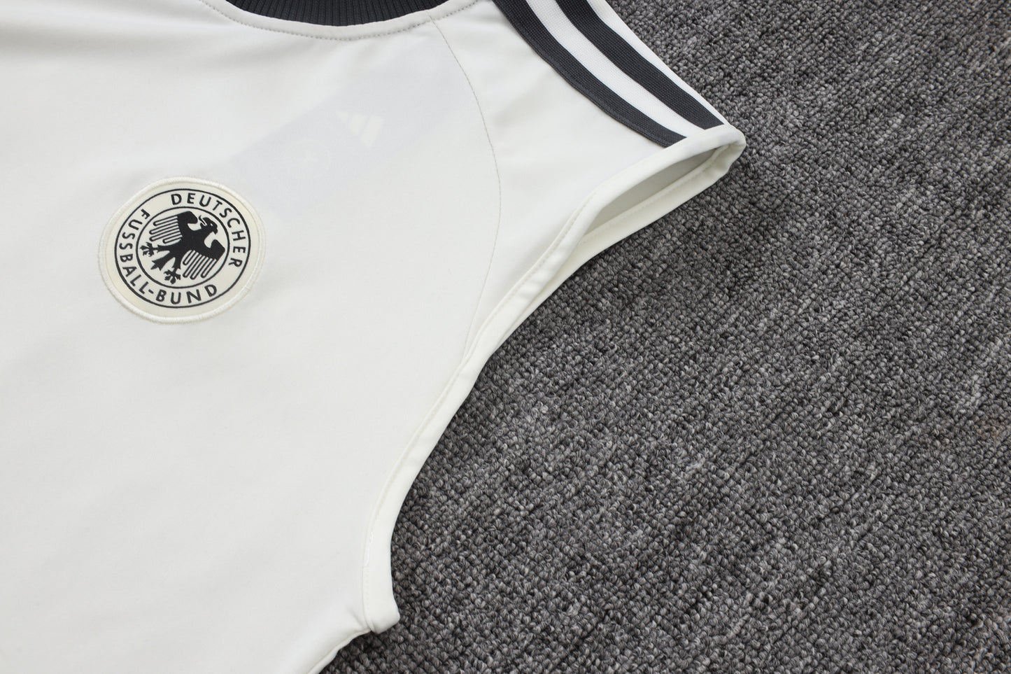 Germany 2627 Sleeveless Training Kit  Dark green 2