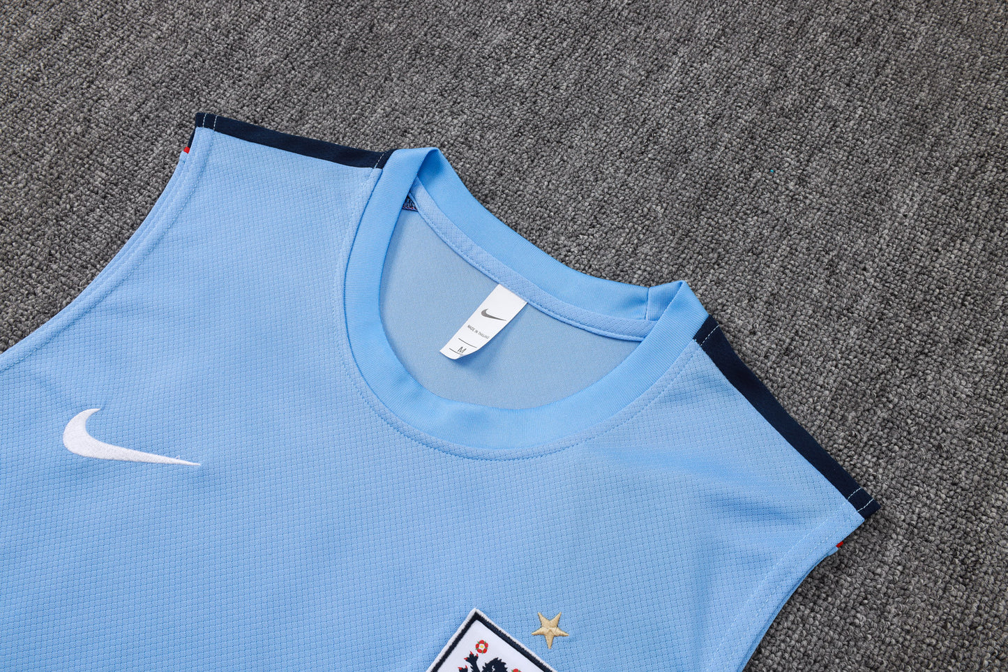 England 2627 Sleeveless Training Kit  Dark green