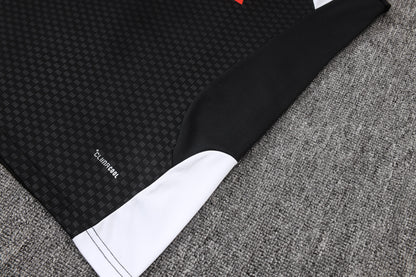 Liverpool 2627 Sleeveless Training Kit 1