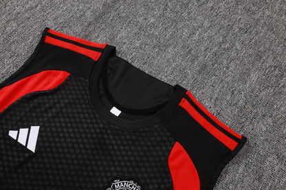Manchester United 2627 Sleeveless Training Kit 2
