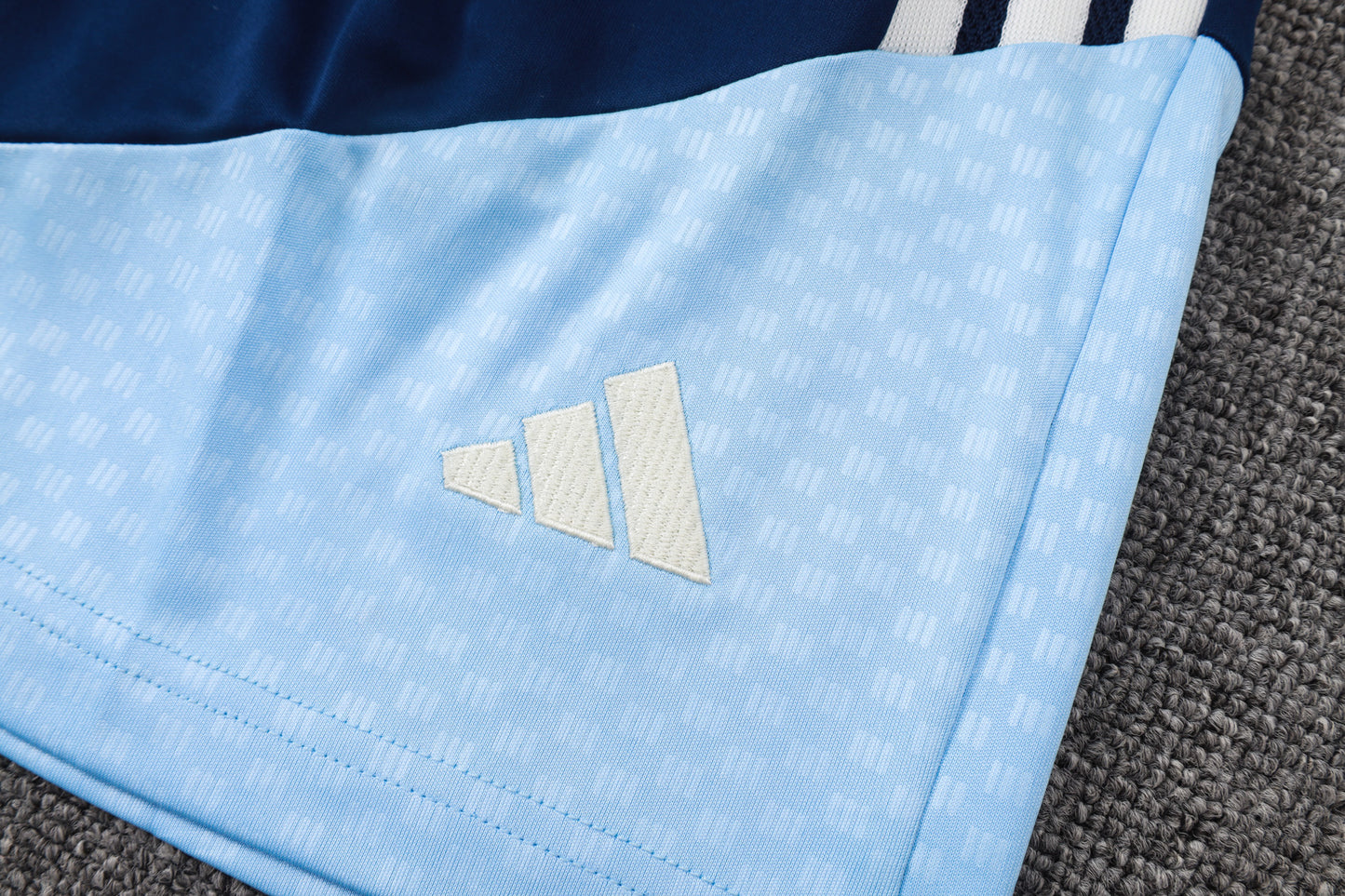 Ajax 2627 Sleeveless Training Kit 1
