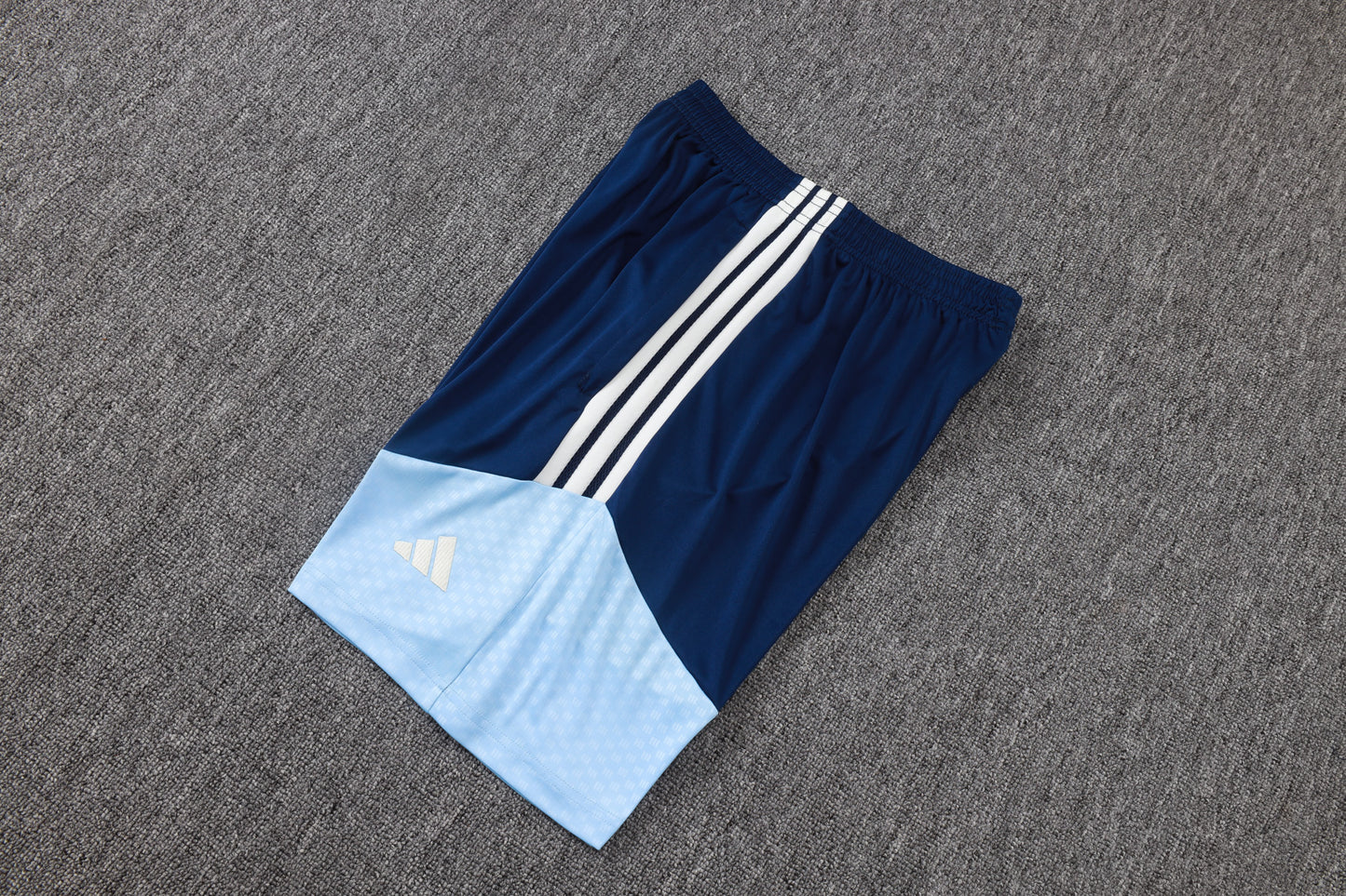 Ajax 2627 Sleeveless Training Kit 1
