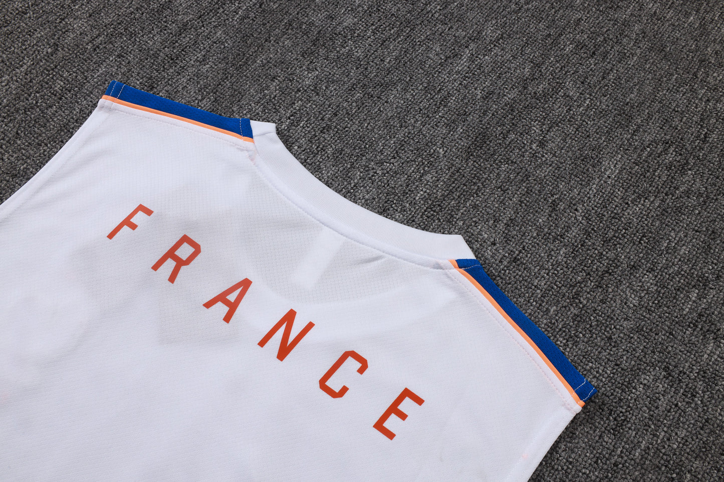 France 2627 Sleeveless Training Kit 1