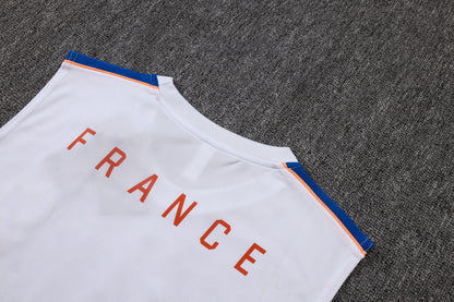 France 2627 Sleeveless Training Kit 1