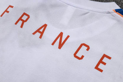 France 2627 Sleeveless Training Kit 1