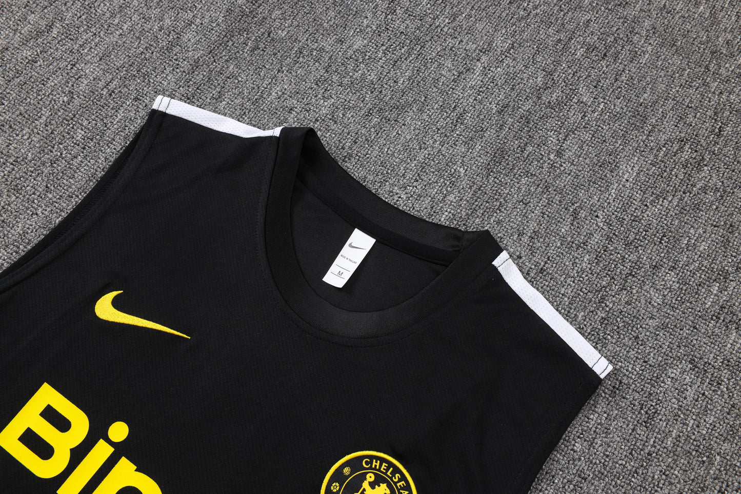 Chelsea 2627 Sleeveless Training Kit 1