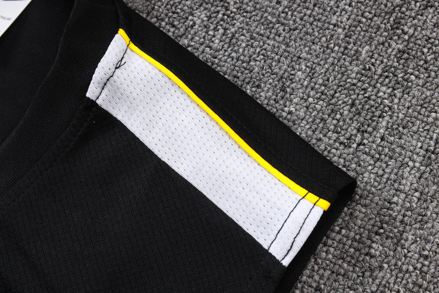 Chelsea 2627 Sleeveless Training Kit 1