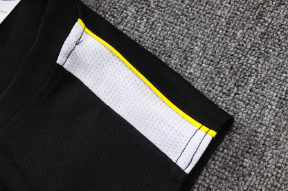 Chelsea 2627 Sleeveless Training Kit 1
