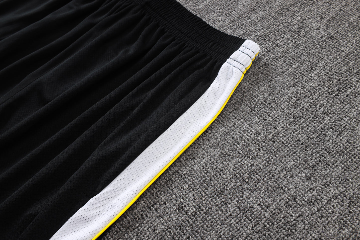 Chelsea 2627 Sleeveless Training Kit 1