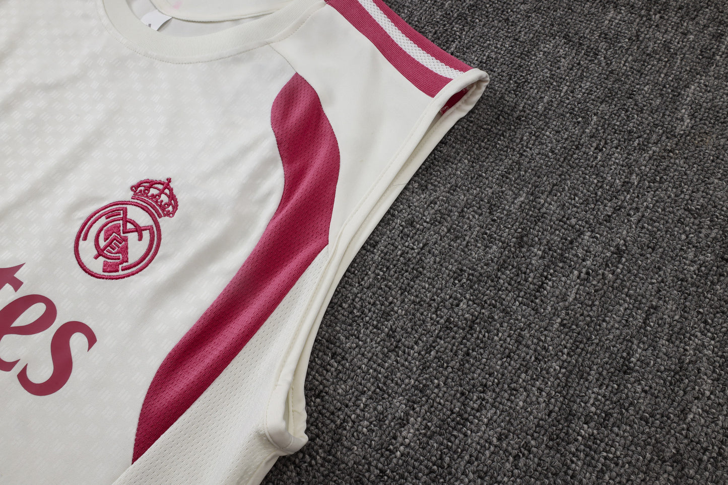 Real Madrid 2627 Sleeveless Training Kit