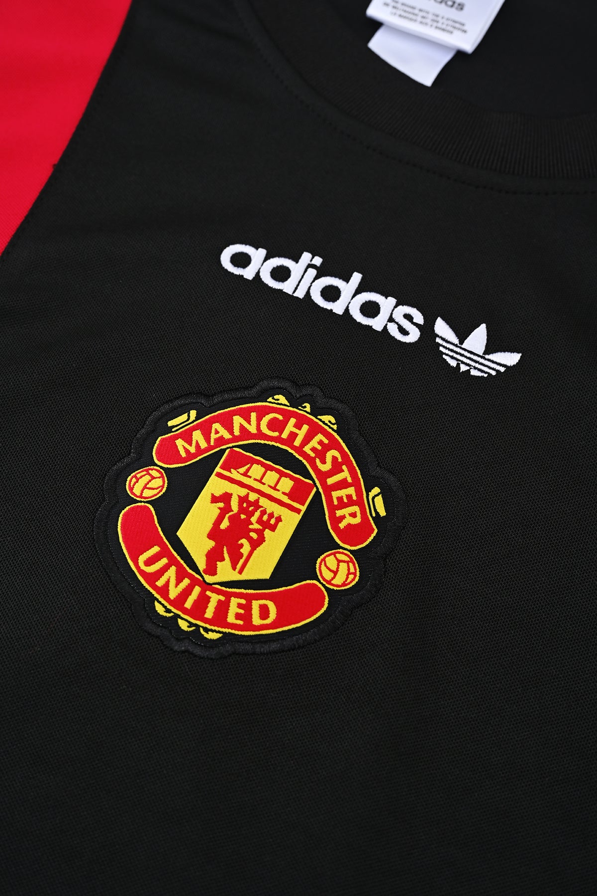 2627 Manchester United short sleeve Training Kit 1