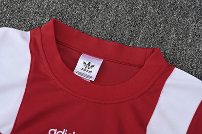 2627 Manchester United short sleeve Training Kit
