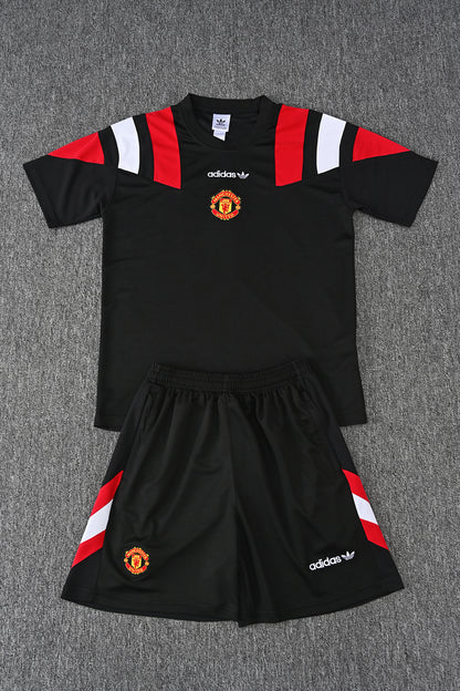 2627 Manchester United short sleeve Training Kit 1