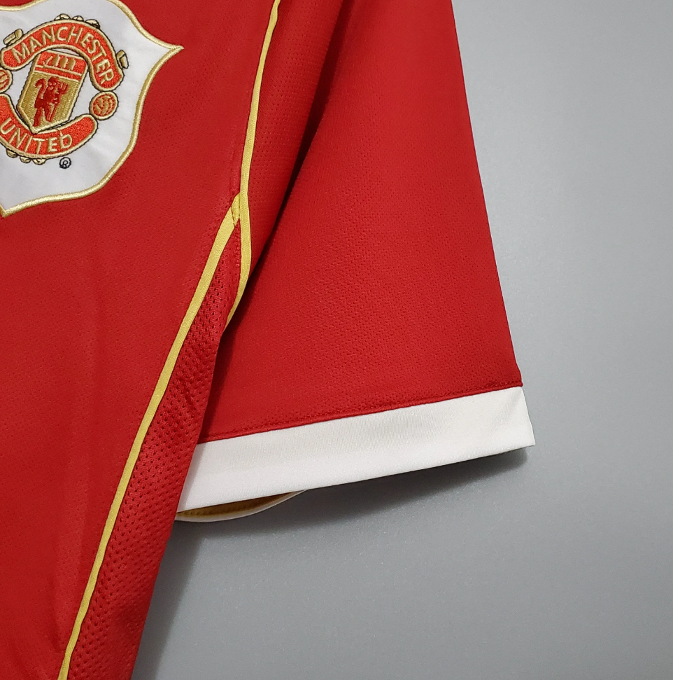 MANCHESTER UNITED 2006 - 2007 HOME JERSEY