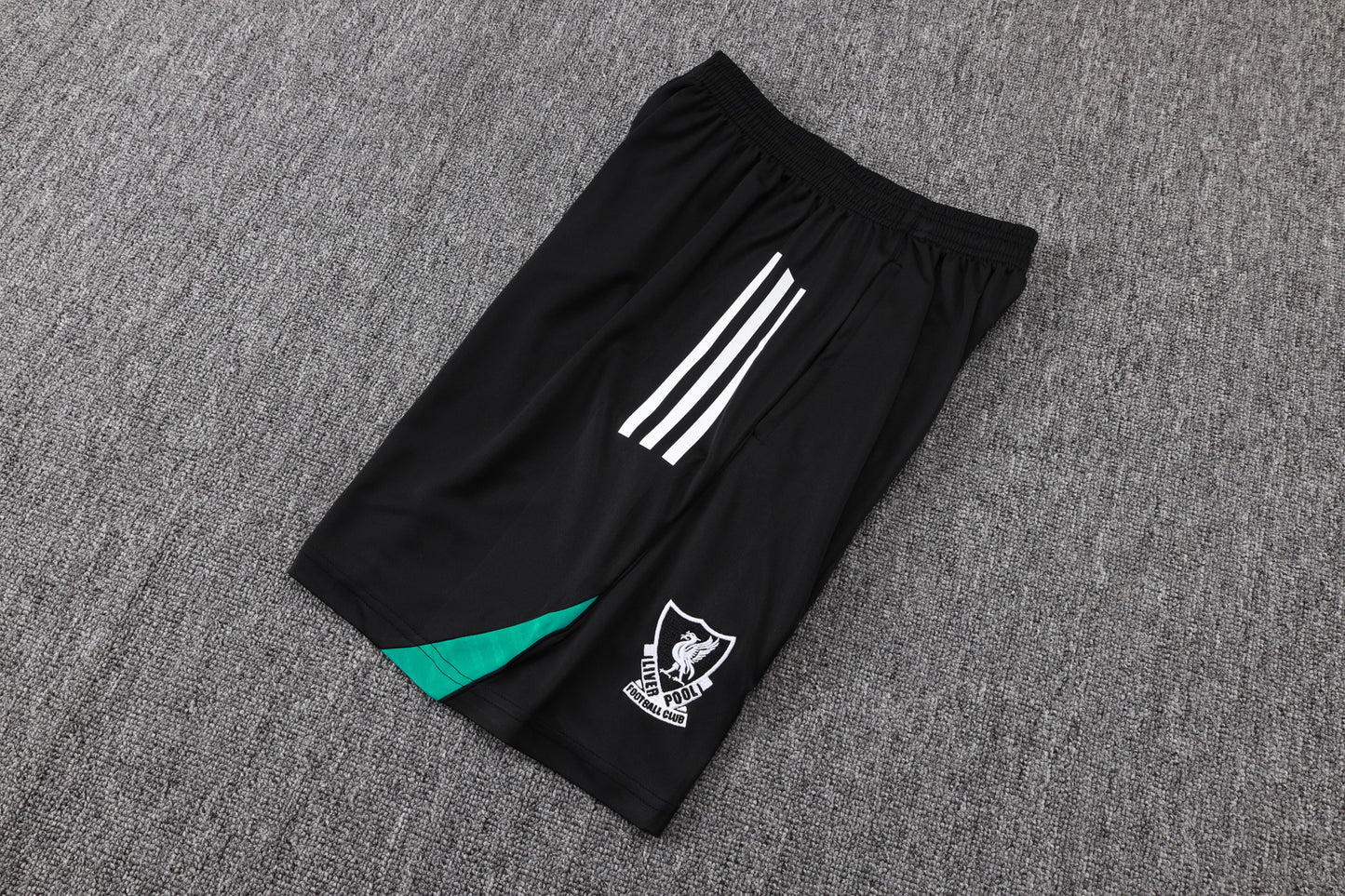 Liverpool Sleeveless Training Kit green