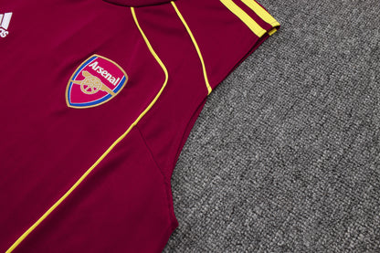 Arsenal Sleeveless Training Kit retro style red