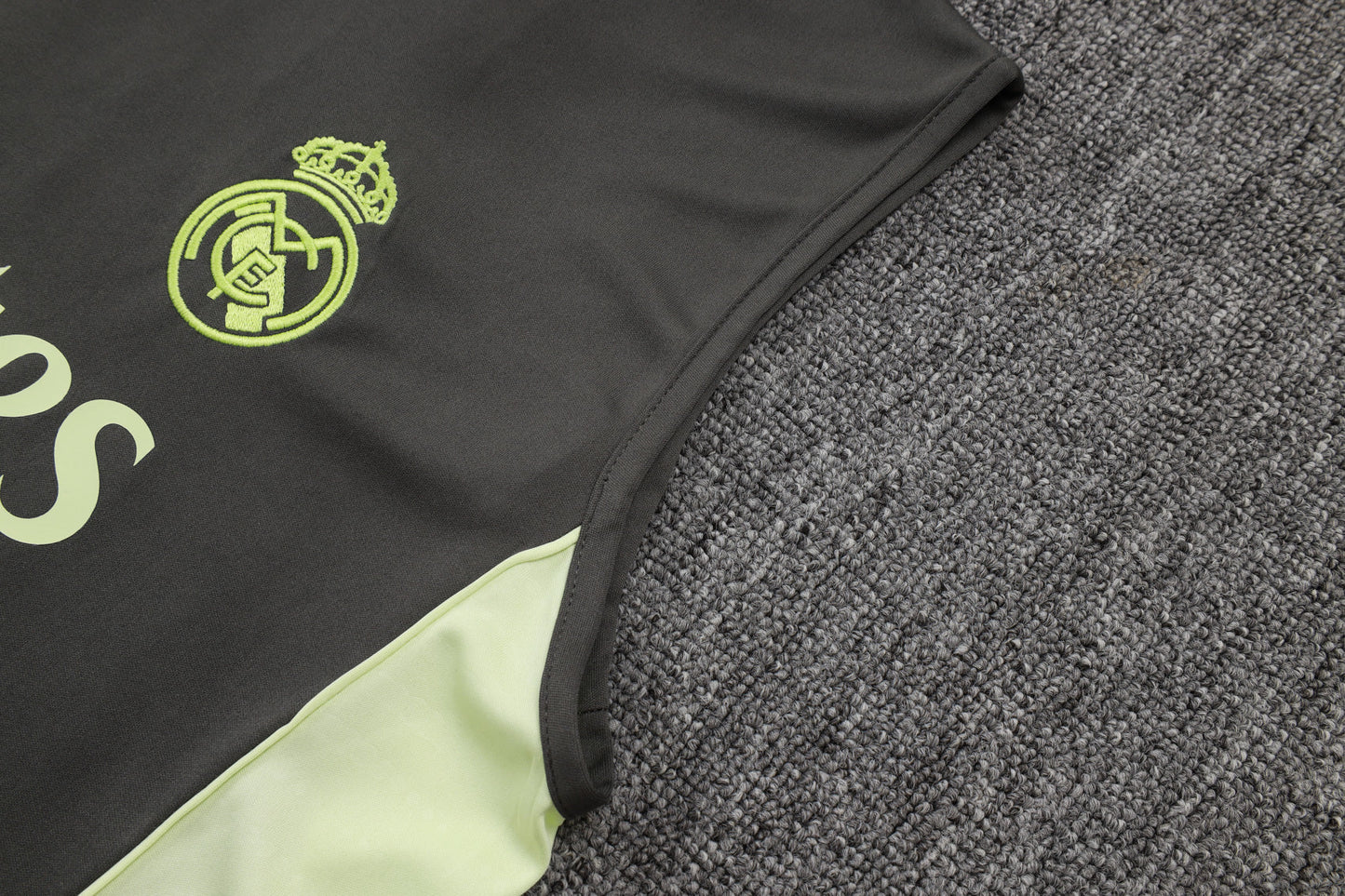 Real Madrid Sleeveless Training Kit - Grey/Lime