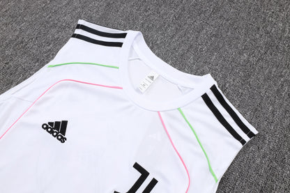 Juventus Sleeveless Training Kit - Retro Home
