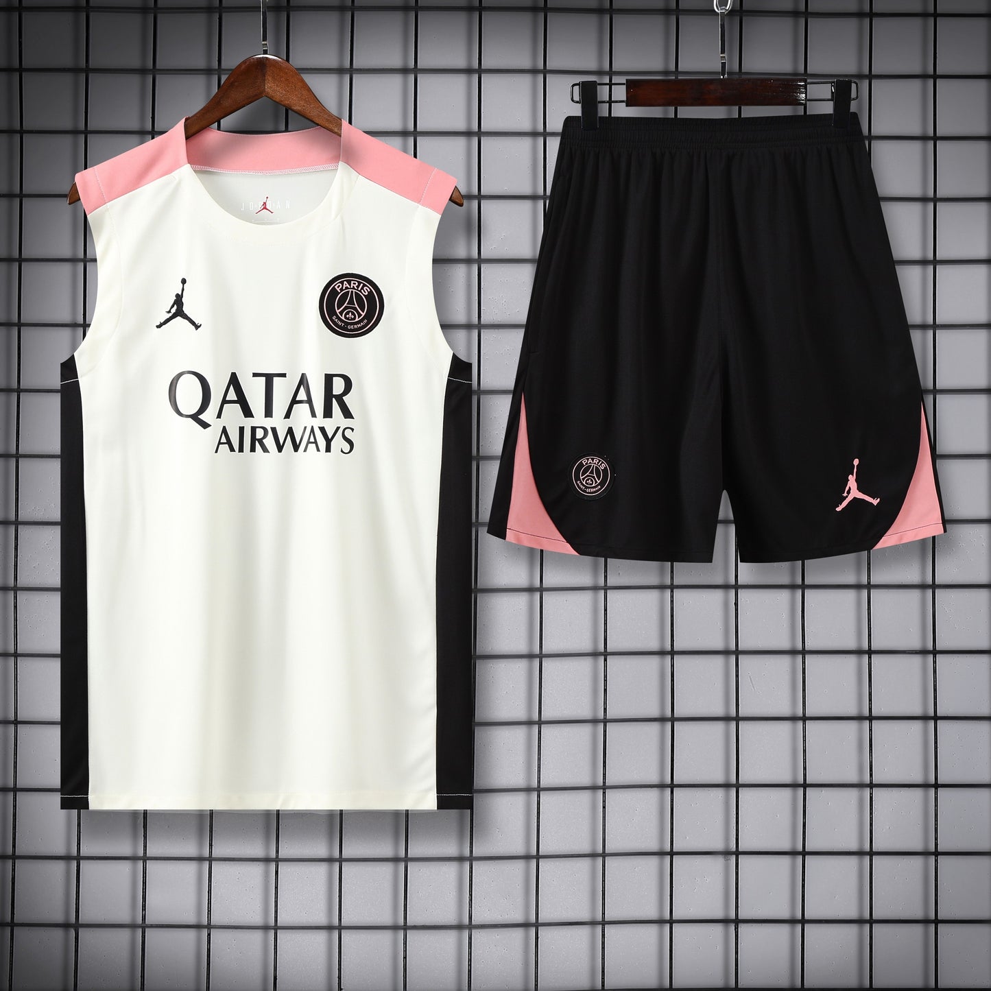 PSG Sleeveless Training Kit - Cream/Baby Pink/Black