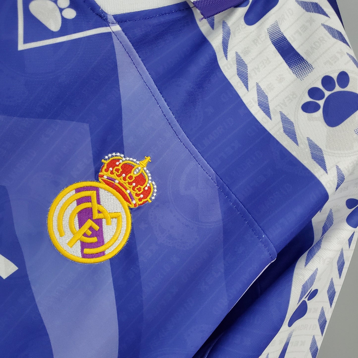 REAL MADRID 1996 - 1997 AWAY JERSEY