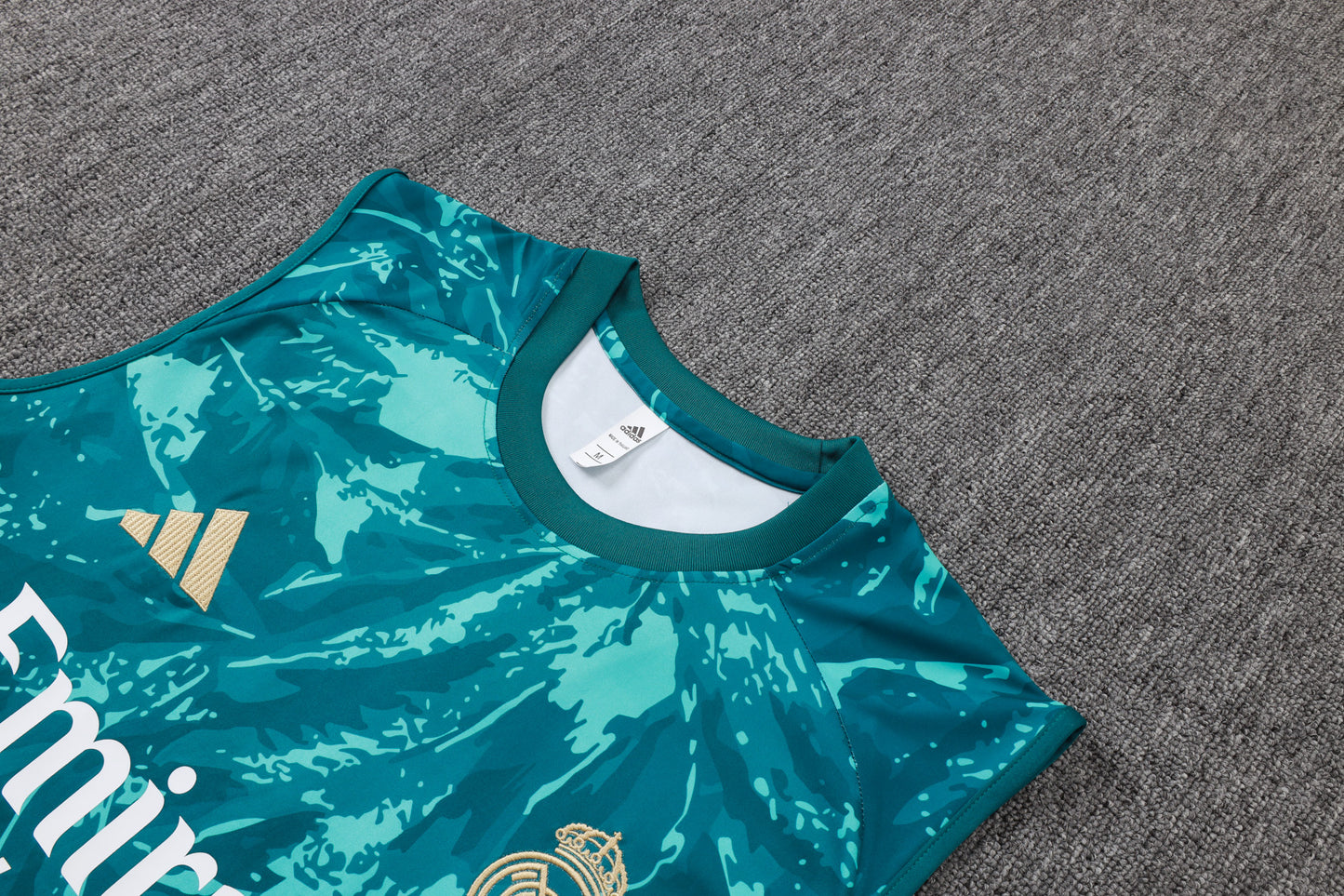 Real Madrid 2627 Sleeveless Training Kit 1