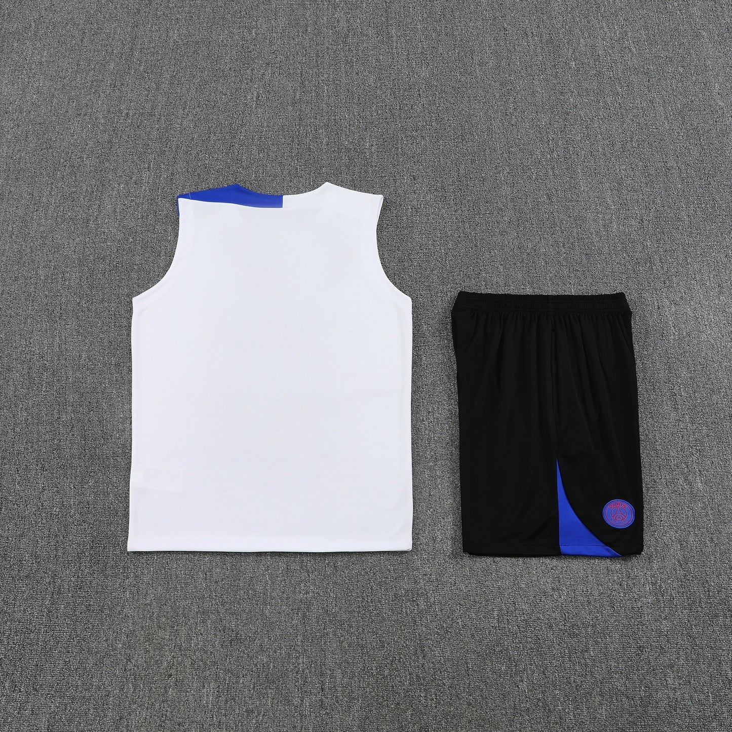 Paris Sleeveless Training Kit