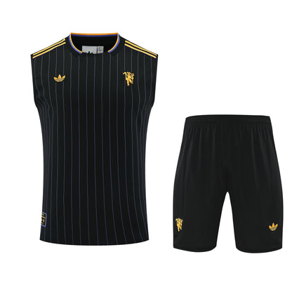 Manchester United  Sleeveless Training Kit